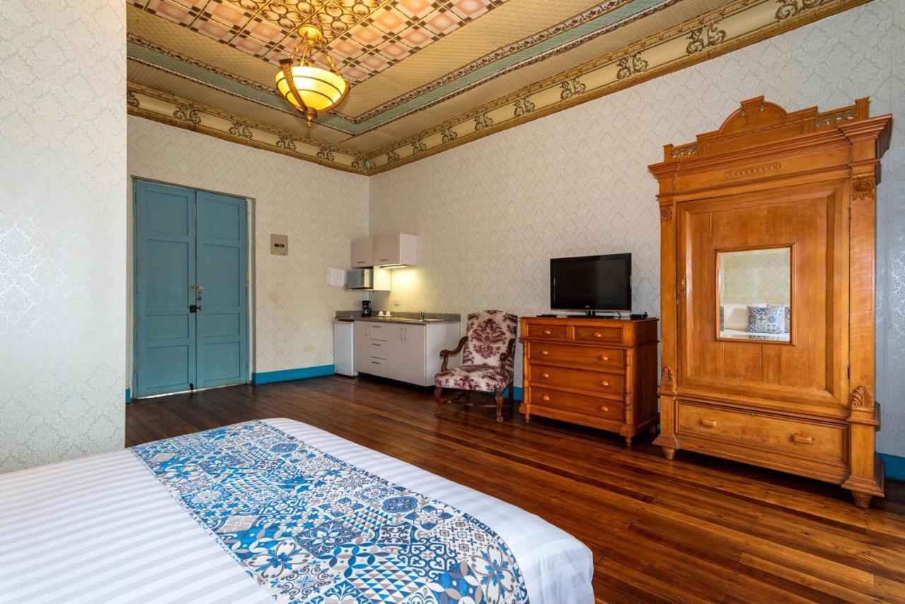Del Parque Hotel & Suites กูเอ็งกา ภายนอก รูปภาพ