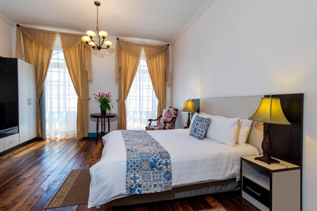 Del Parque Hotel & Suites กูเอ็งกา ภายนอก รูปภาพ